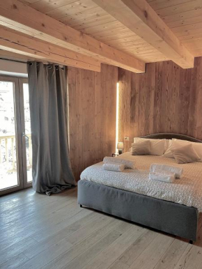 Boutique Alpine One-Bedroom by SupaStays - Via Lyssandrin 8 Courmayeur